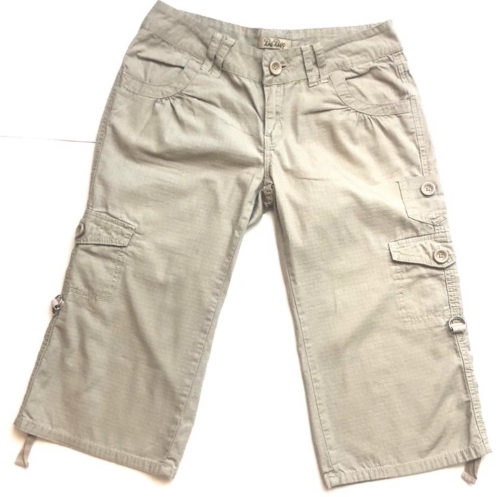 BeBop beige cargo capris size 27